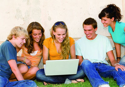 热那亚击败对手，重返胜利之路